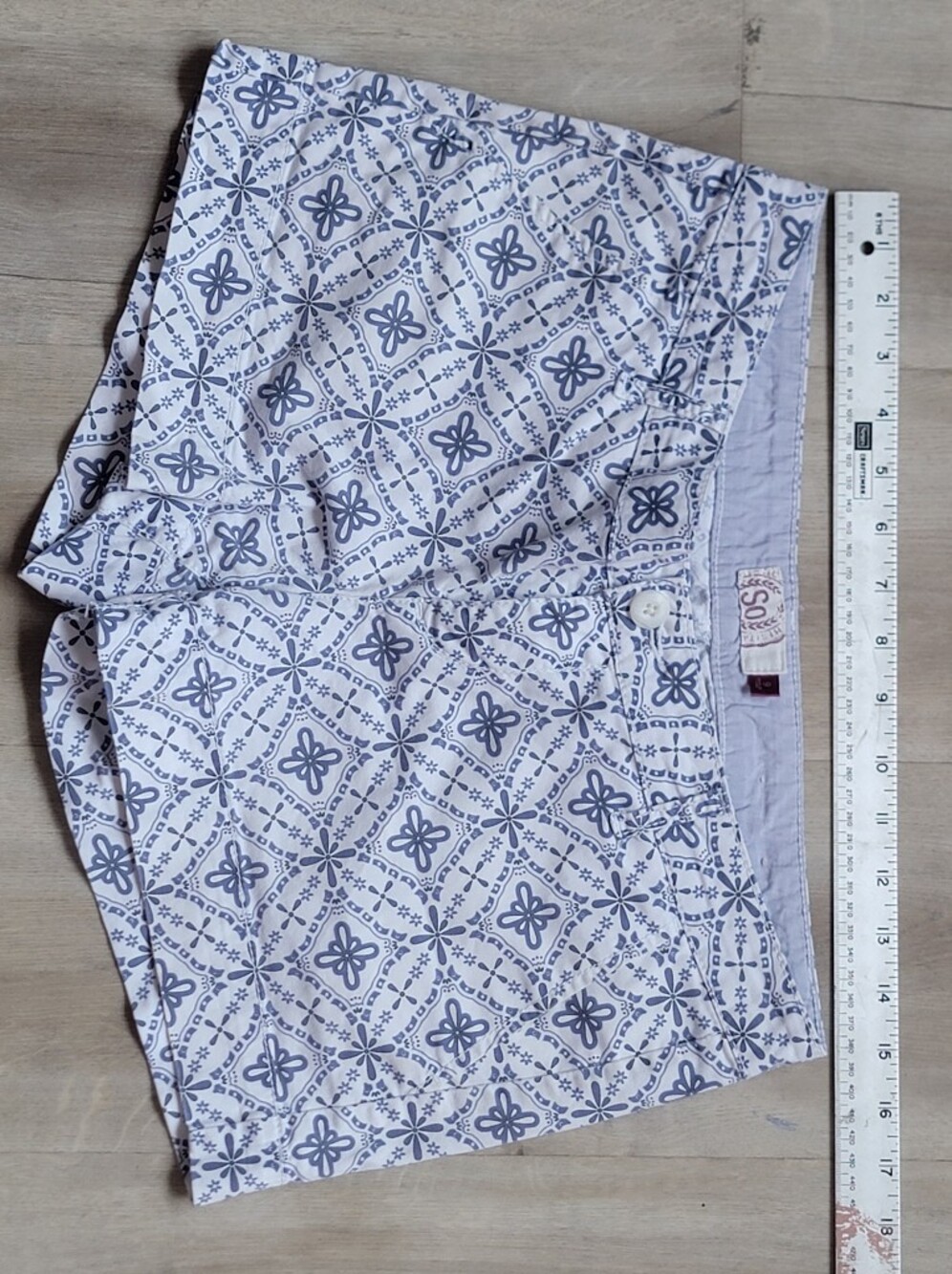 Patterned Cotton Shorts in White and Navy